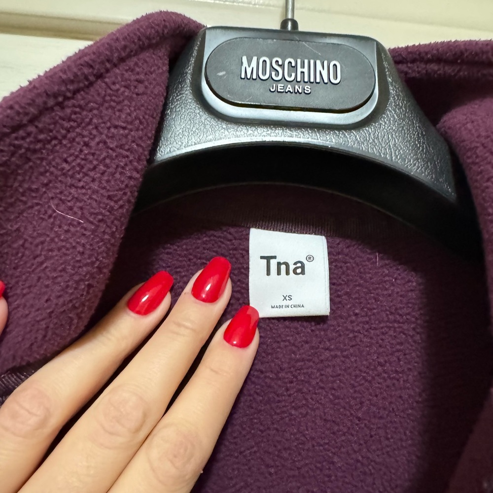 TNA Fleece Cropped 1/2 Zip - Picture 3 of 3
